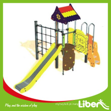 Crianças Playground Outdoor Equipamentos comerciais com inox Slide feito de folha de PE para saleLE-PE017